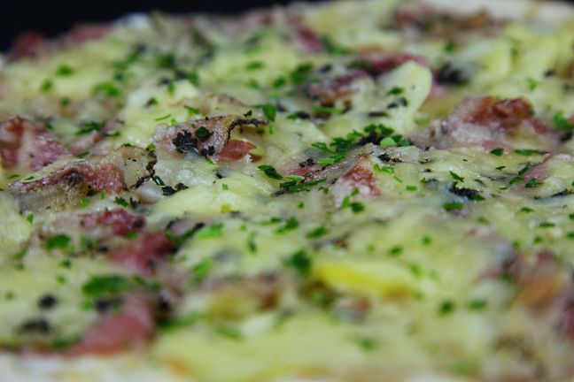 Pizza Verona (paysanne à la pancetta) 